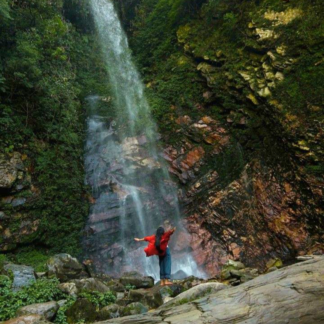 Choie Waterfall in the Tirthan Valley region